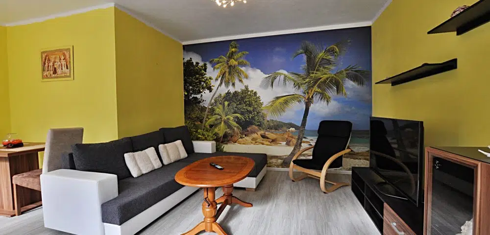 Essential Tips for Selecting the Perfect Paint Color