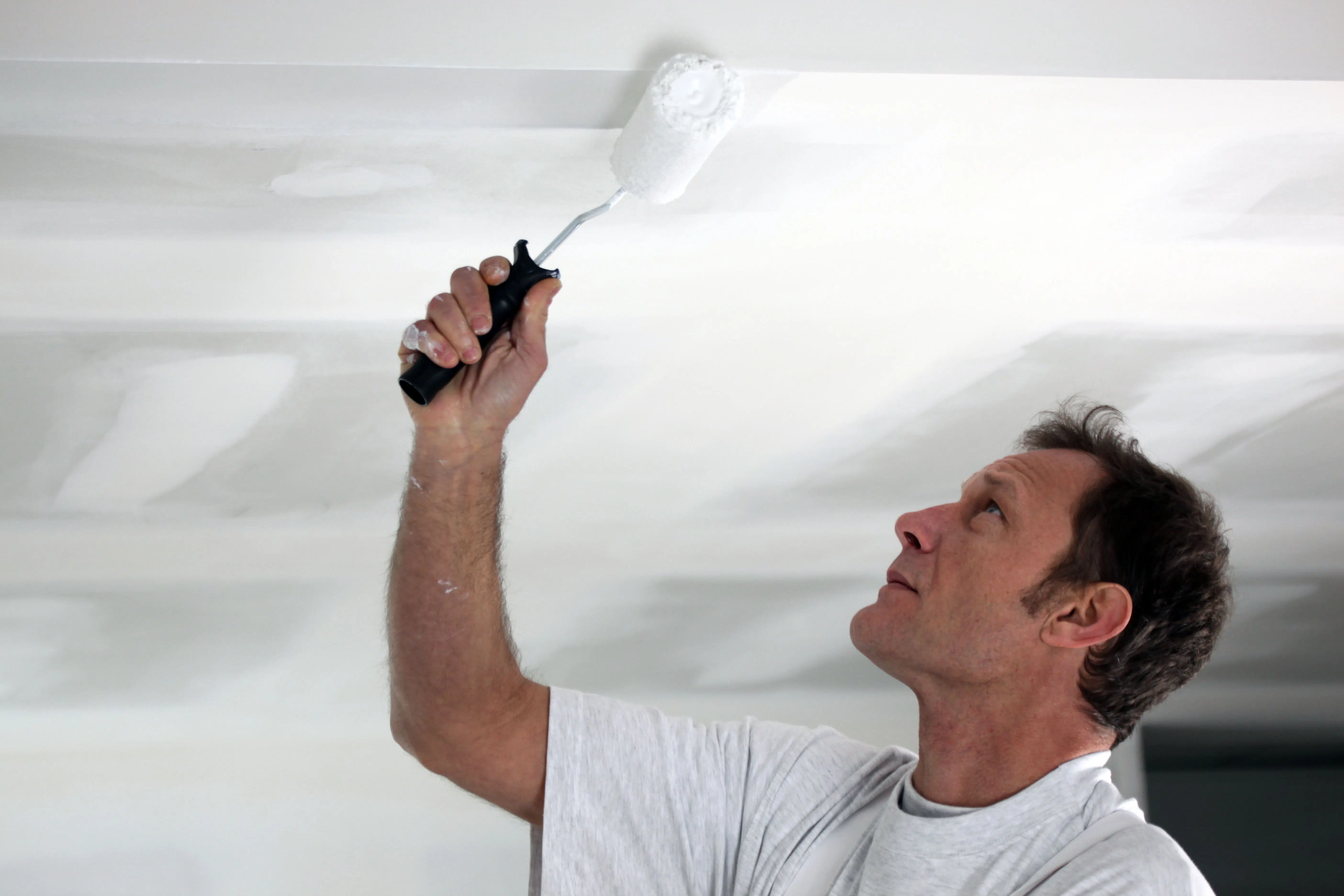Tips for Painting Your Ceilings