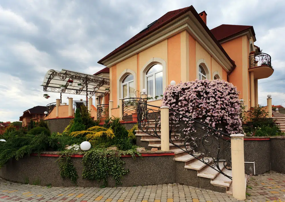 Spruce Up Your Summer Home with a New Paint Job